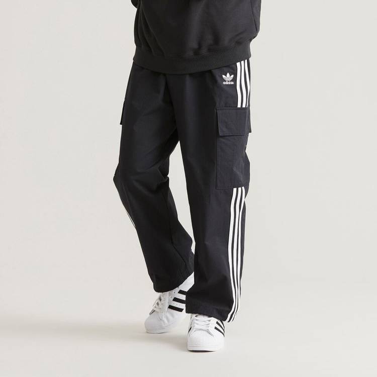 아디다스(Adidas) 카고바지