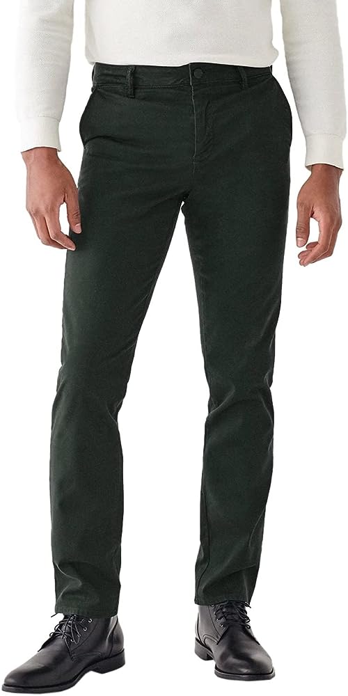 ¿Cuál es la diferencia entre pantalones chinos y khakis?