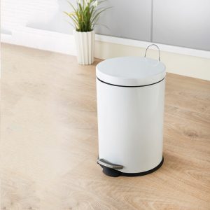 Quels sont les avantages économiques et sociaux du recyclage des poubelles ?