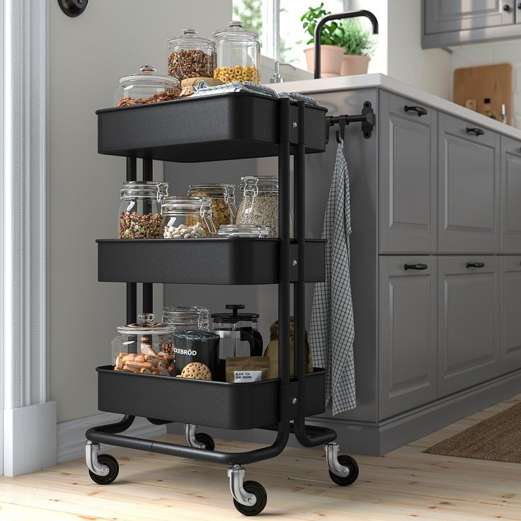 Les dessertes de cuisine pour les cuisines de style campagnard