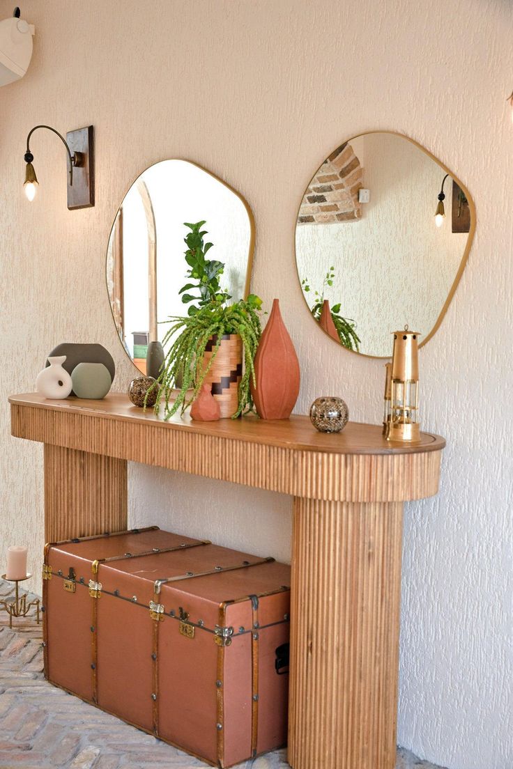 Les miroirs en forme de fenêtre, un choix champêtre pour votre maison