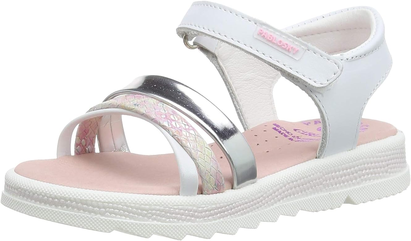 ¿Qué materiales son los más cómodos y duraderos para las sandalias de niña?