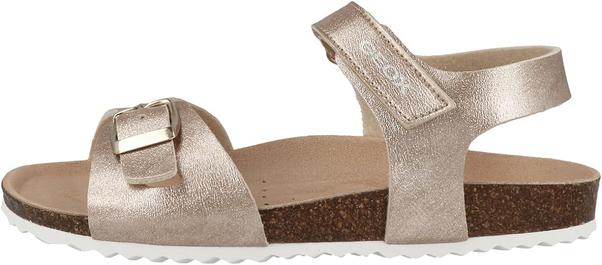 ¿Cuál es el mejor momento para comprar sandalias de niña en oferta?