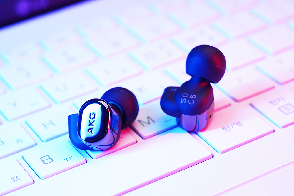 AKG N5005 이어폰의 사운드 퀄리티 분석