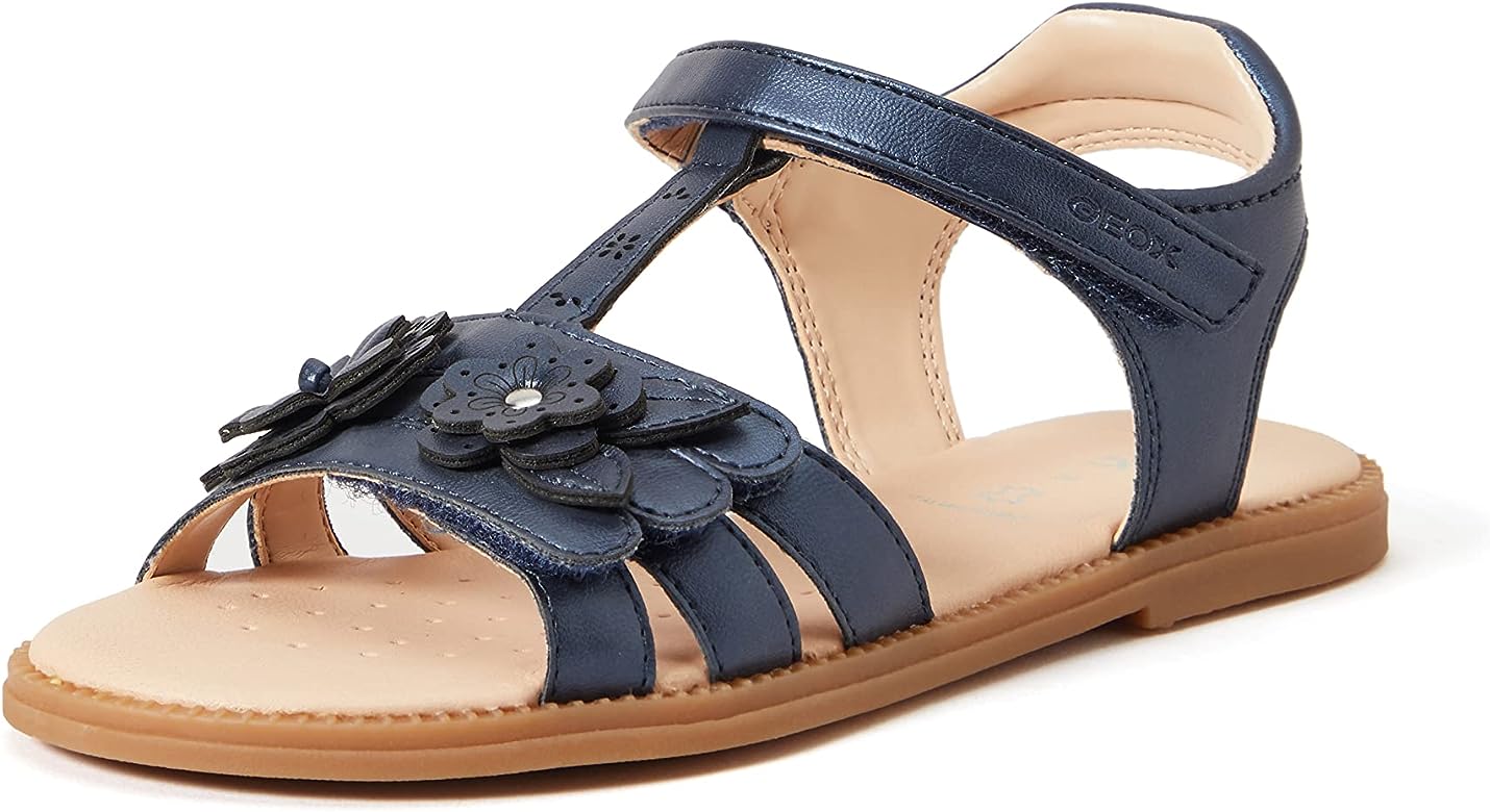 ¿Cómo elegir la talla adecuada de sandalias para mi hija?