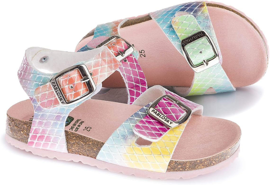 ¿Cuál es la mejor época para comprar sandalias de niña?