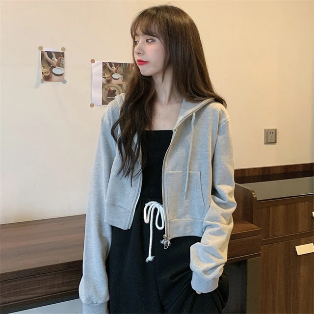 Explora nuestra colección de sudaderas mujer con diseños únicos
