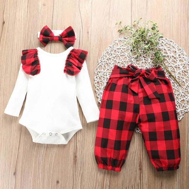 La moda infantil en ropa de bebé para niñas.