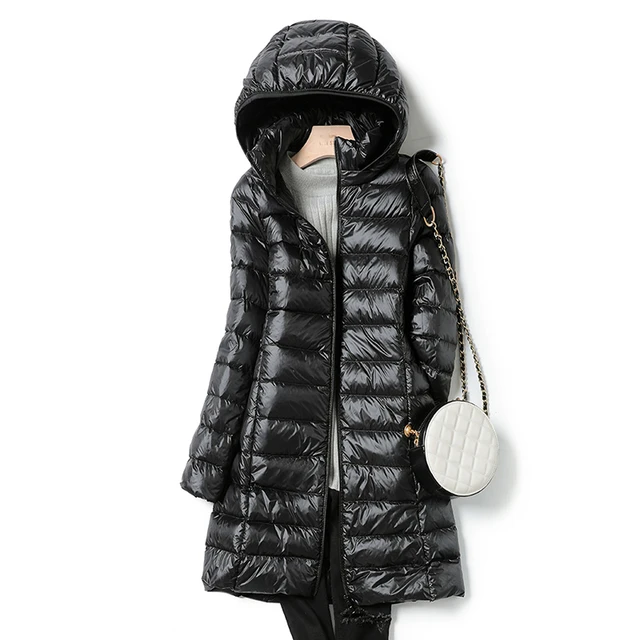 ¿Cuáles son los materiales más comunes utilizados en la fabricación de chaqueta acolchada mujer?