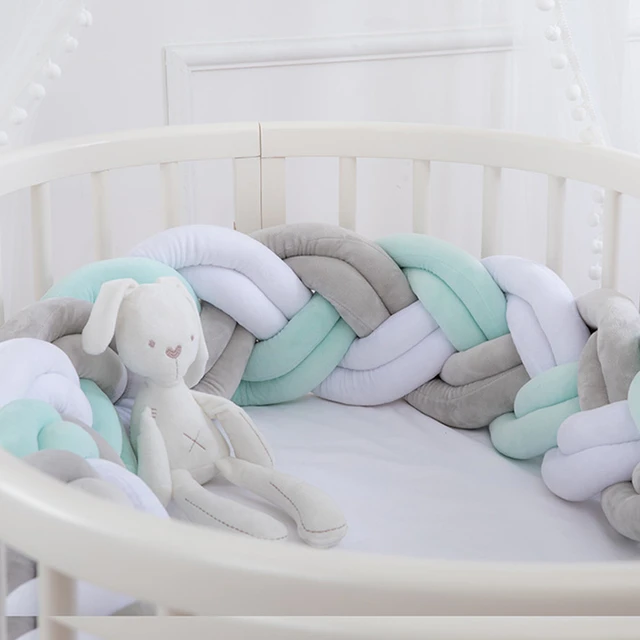 ¿ Pueden los padres convertir una cuna convertible en una cama para niños pequeños ellos mismos?