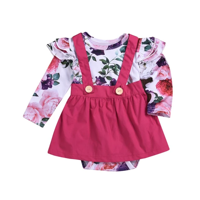 La ropa de bebé niña más adecuada para el sueño.