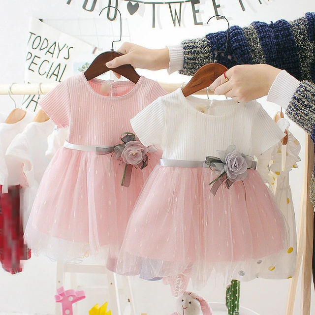 Los accesorios ideales para complementar la ropa de bebé niña.