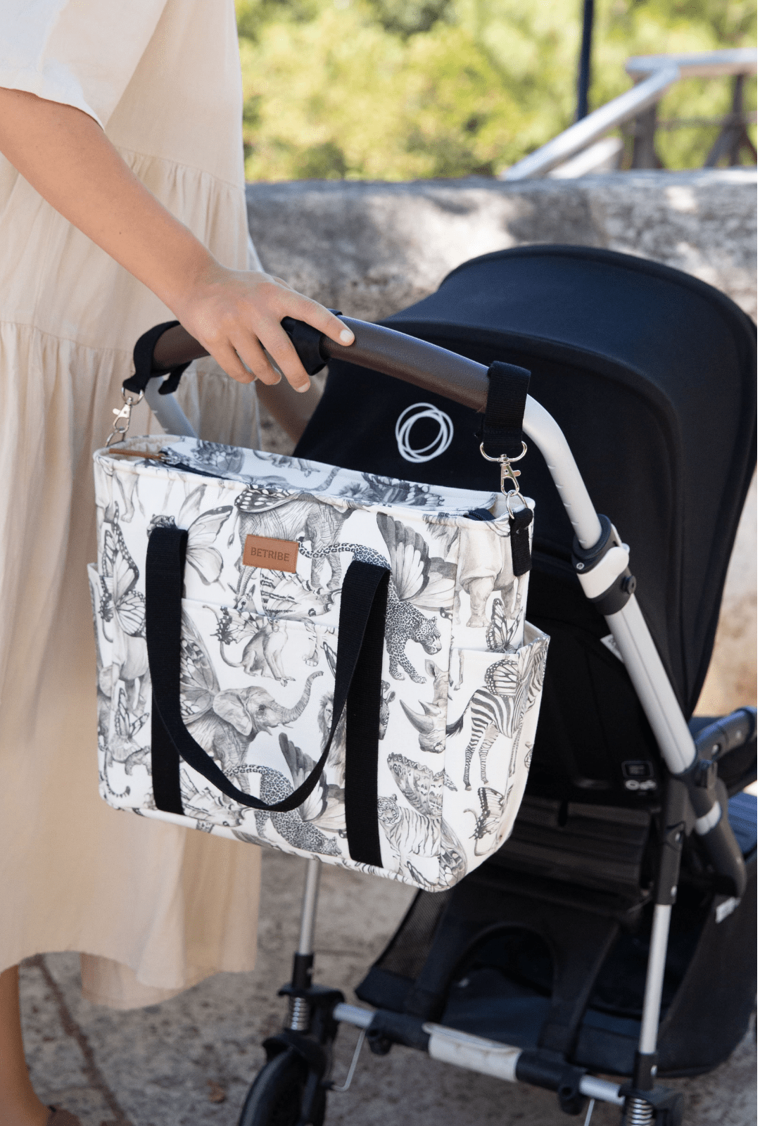 ¿Cómo puedo personalizar mi bolso carro para bebé?