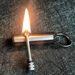 Le briquet pour les activités de survie : pour allumer un feu