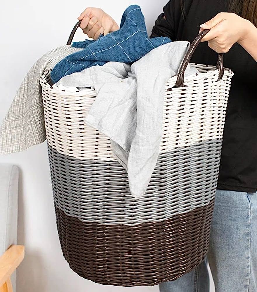 Choosing the Right Size Laundry Basket: A How-To Guide!