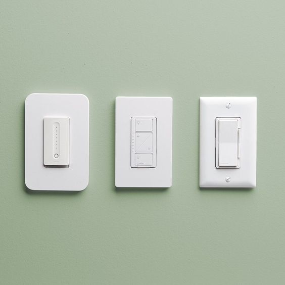 Cache prise bébé : comment éviter les accidents électriques à la maison
