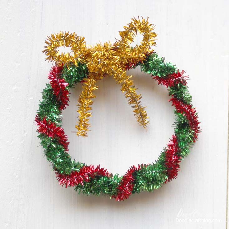 DIY Tinsel Crafts: Perfect for Kids' Holiday Activities!