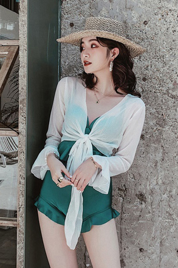 여자 수영복 가디건의 작용