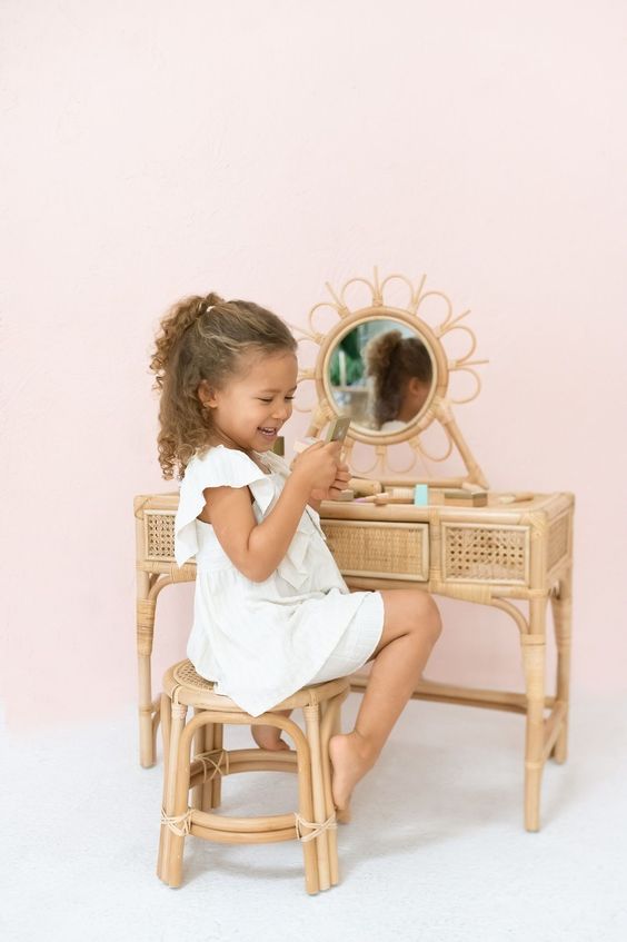 Vanity bébé : Organisation pratique et élégante pour les déplacements en famille