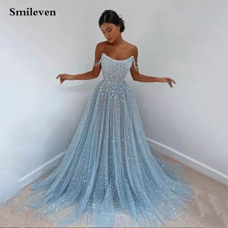 ¿Qué estilos de vestidos largos de fiesta son más económicos?