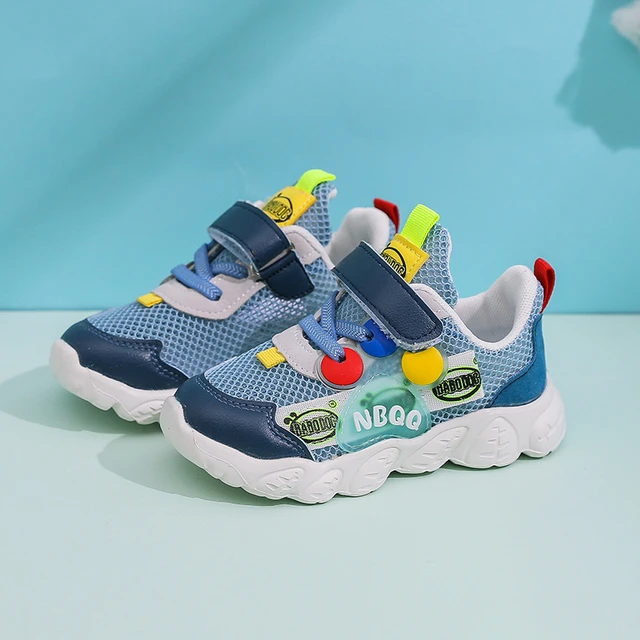 El zapato ideal para bebés y niños por edades