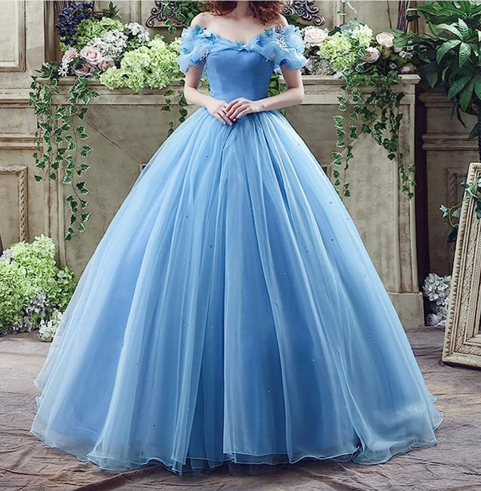 The Essence of Blue: Unveiling the Meaning Behind Dress Jewelry