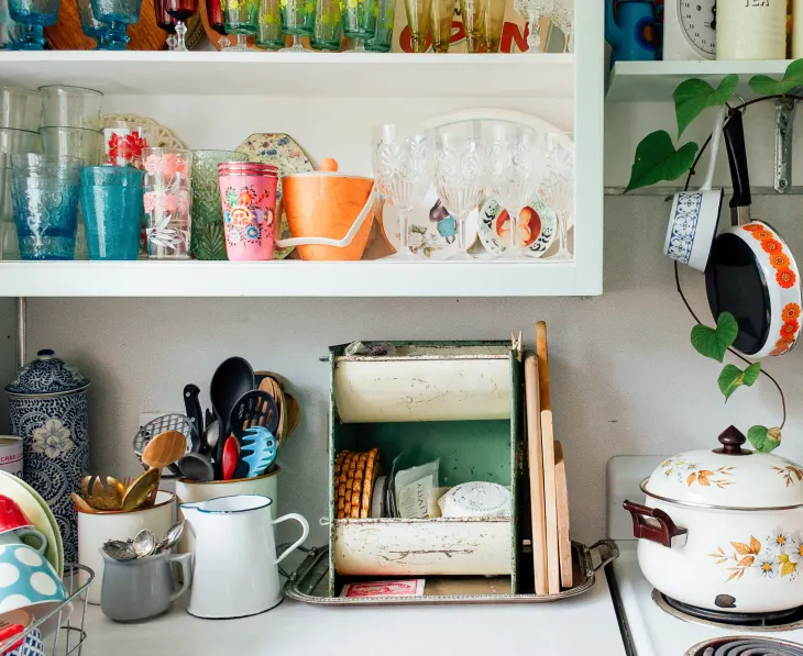 declutter tips for hoarders