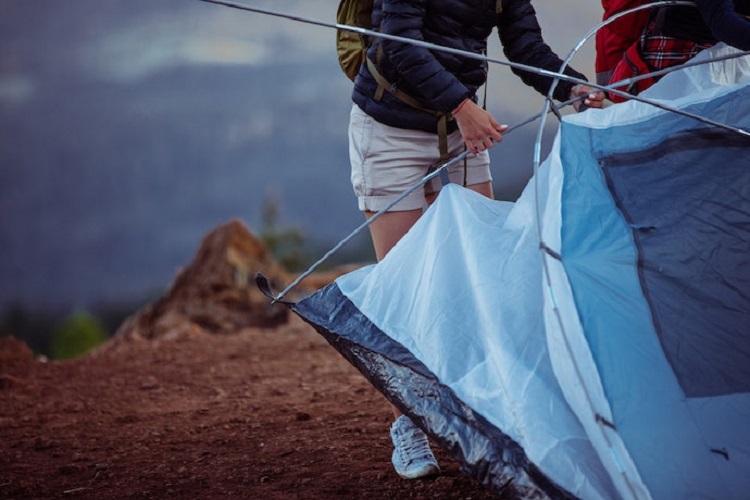 How to Choose the Best Groundsheets for Your Camping?
