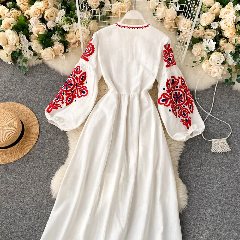 Why Embroidered Dresses are a Wardrobe Must-Have