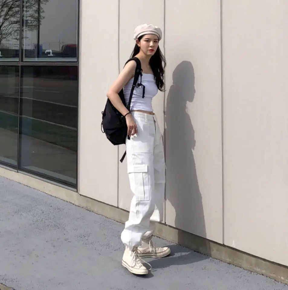 Finding the Perfect Fit: Tips for Choosing the Right Size of White Cargo Pants