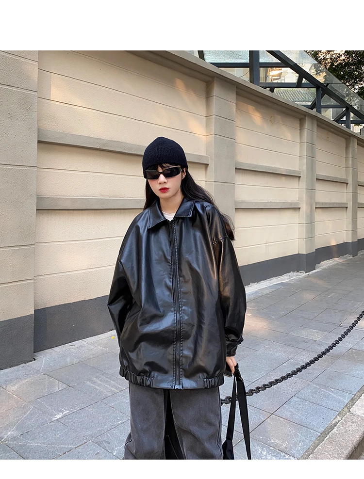 Why a Black Coat is a Wardrobe Essential and How to Choose the Right One