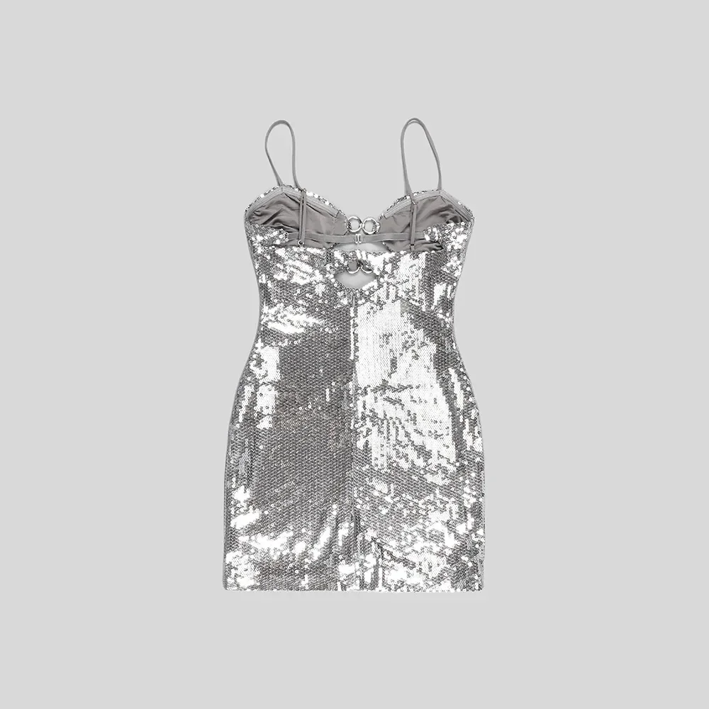 Choosing the Right Length for a Silver Dress: Factors to Consider