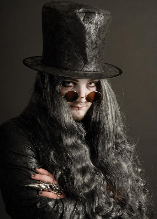 vampire glasses goth makeup with glasses