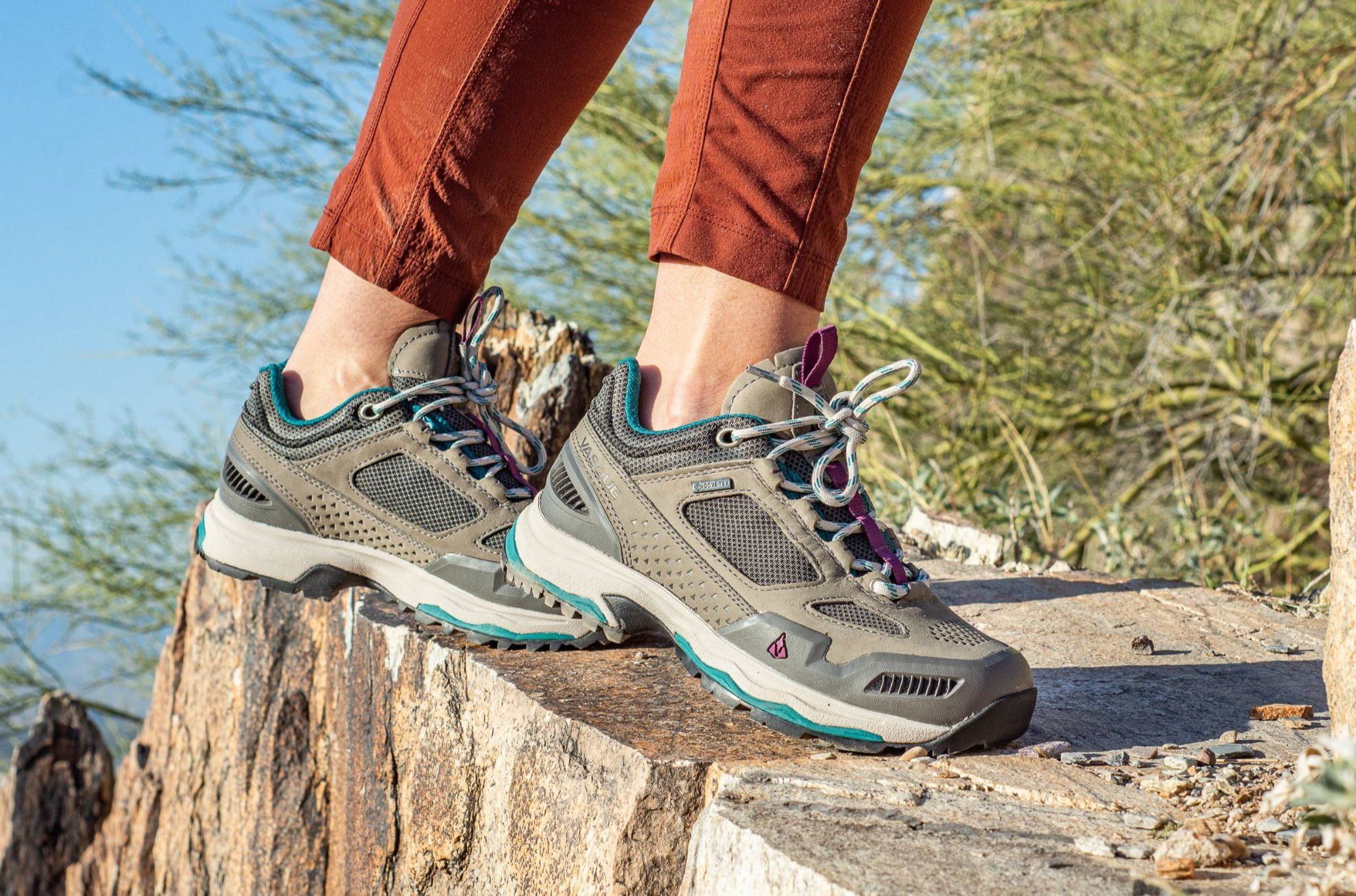 How to Choose Hiking Boots and Recommendations by Brand