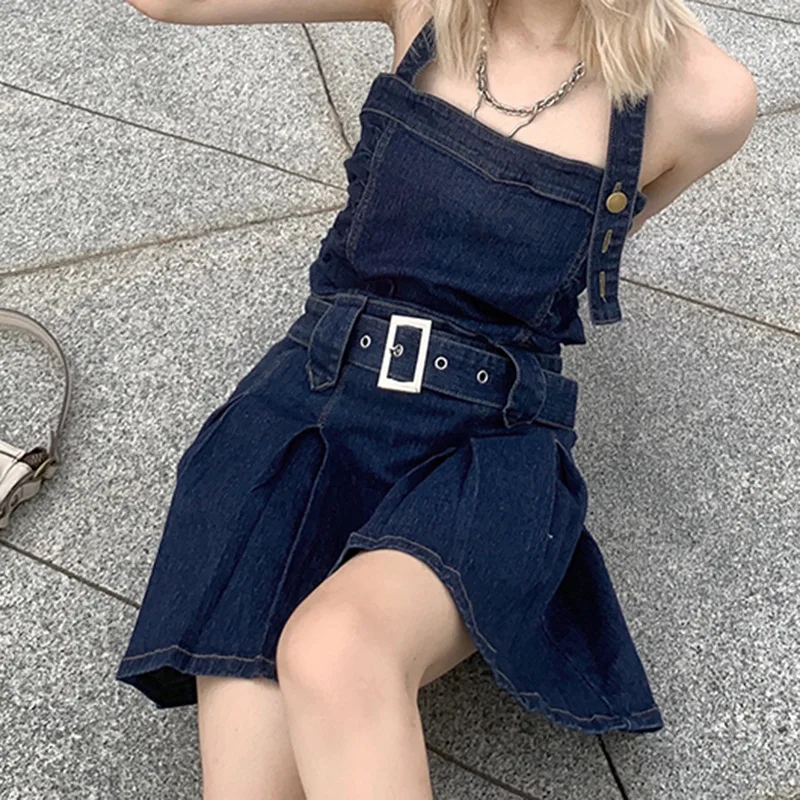 Denim Chic: How to Make a Statement with Your Jean Dress