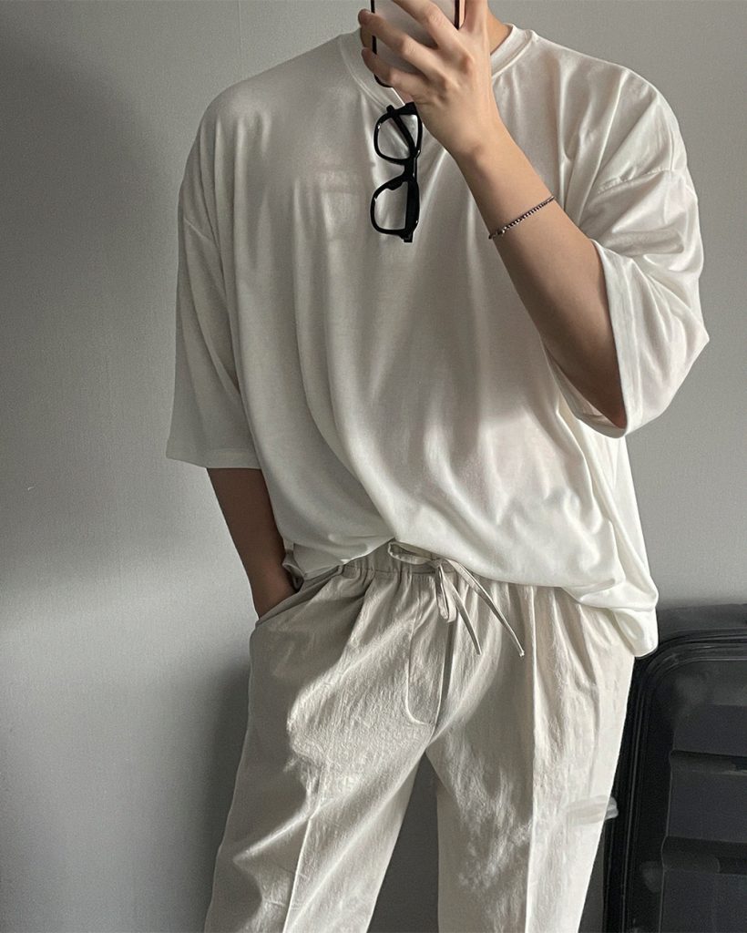시원한 여름을 위한 쿨한 반팔티 추천!