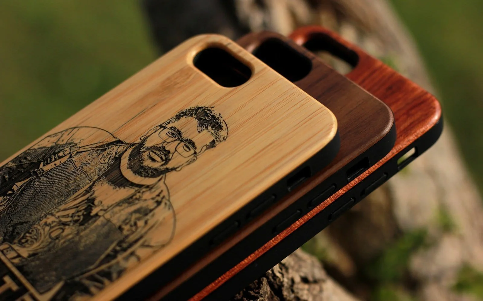 Wooden Phone Cases for Photography Enthusiasts: Enhancing Your Shots