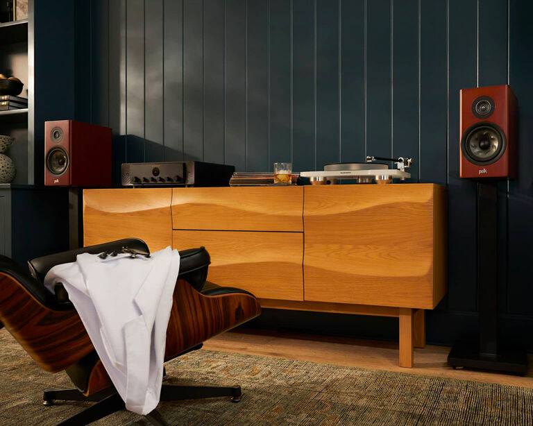 The Symphony of Sound: Bookshelf Speakers and the Art of Listening