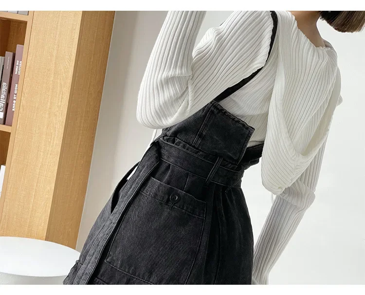 How to Style a Denim Jumpsuit with Different Shoe Options: Sneakers to Heels