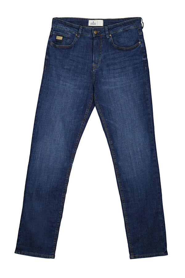 The Best Lightweight Jeans for Men This Season