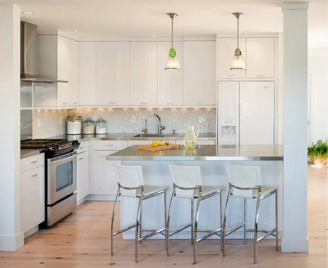 Spray Painting Kitchen Cabinets: A Comprehensive Guide
