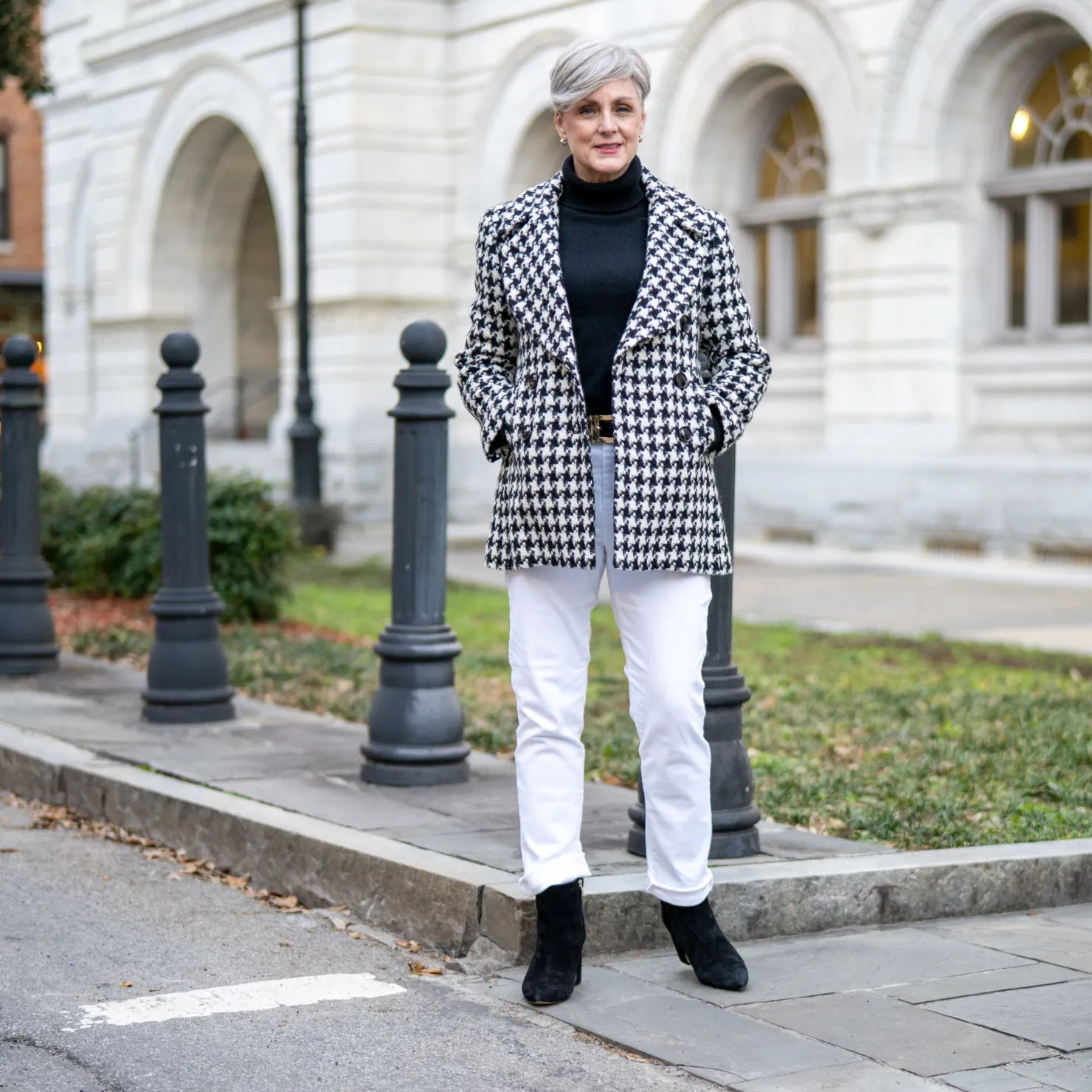 Winter white jeans - the perfect outfit for winter