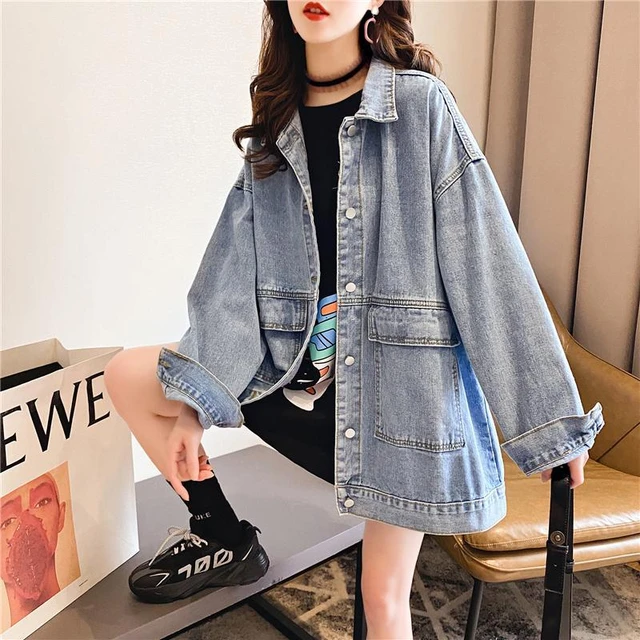 Women's oversized denim jacket: Embrace Effortless Style