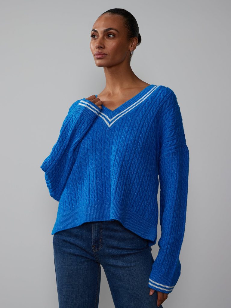 Company sweaters: Corporate Wardrobe with Comfort