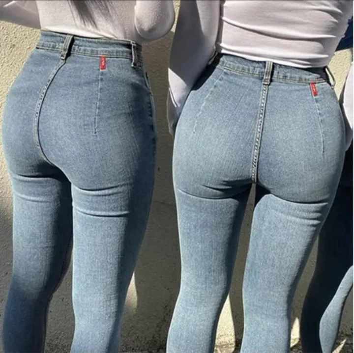 Big Ass Jeans: Comfort, Confidence, and Curves