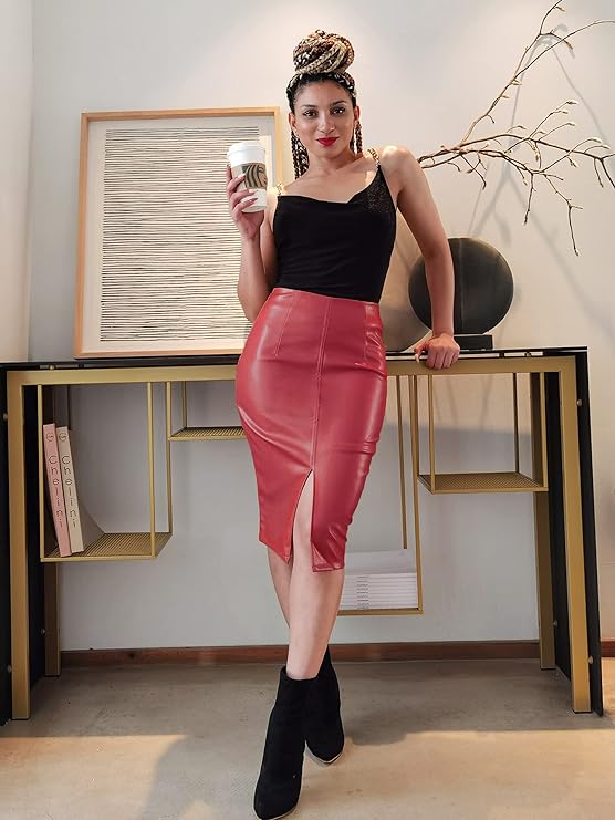 Effortless Edge: Styling Leather Skirt Outfits