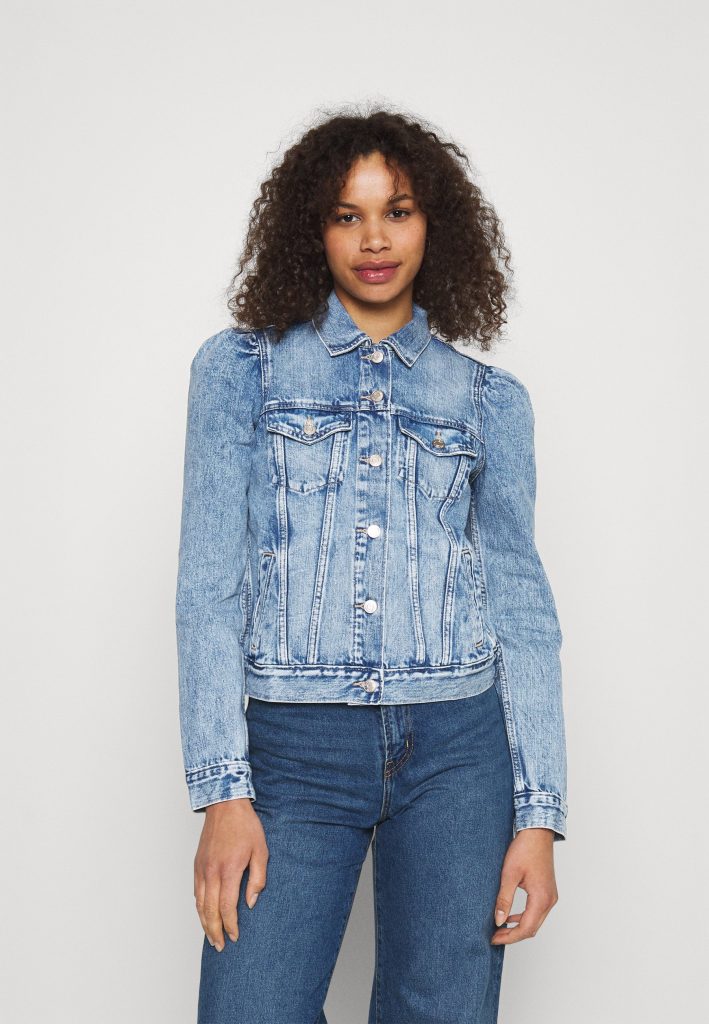 gap denim jacket women's
