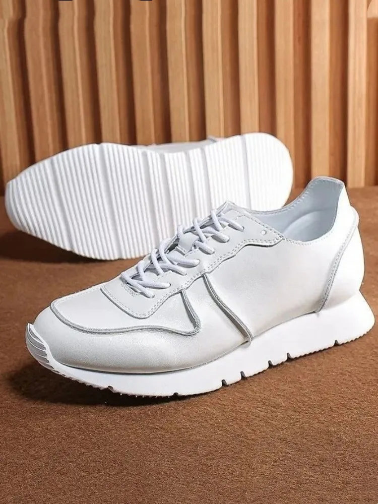 The Timeless Appeal of Men's Shoes with White Soles