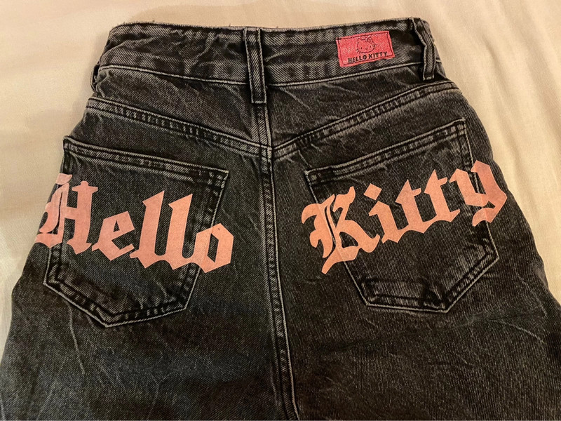 Hello Kitty Jeans: A Timeless Trend for Fans of All Ages