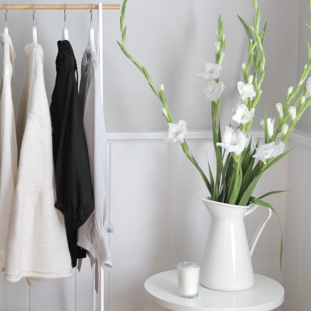 fold or hang sweaters